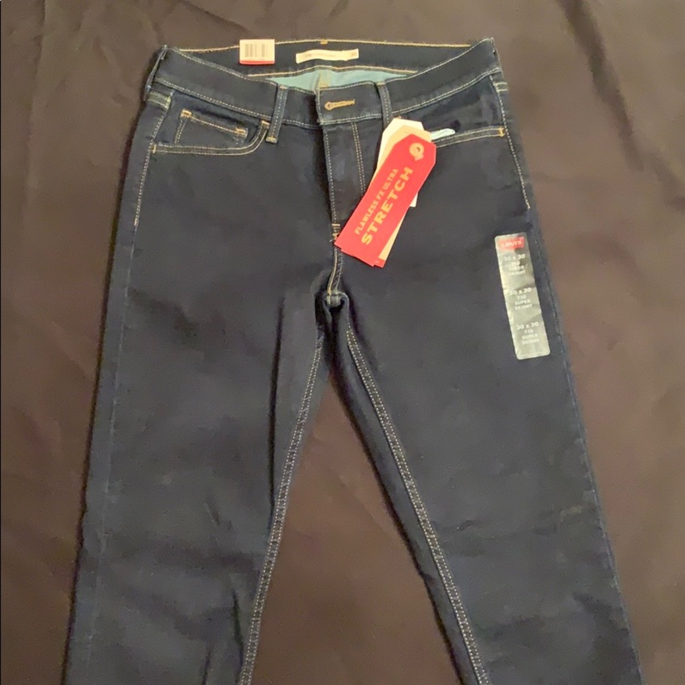 Levi’s Super Skinny Dark Blue Mid-rise Jeans
